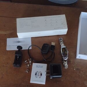 New Smartwatch with Silver and Black Adjustable Band